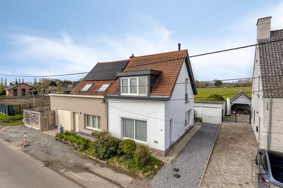 Te renoveren woning met 2 slpk op absolute toplocatie