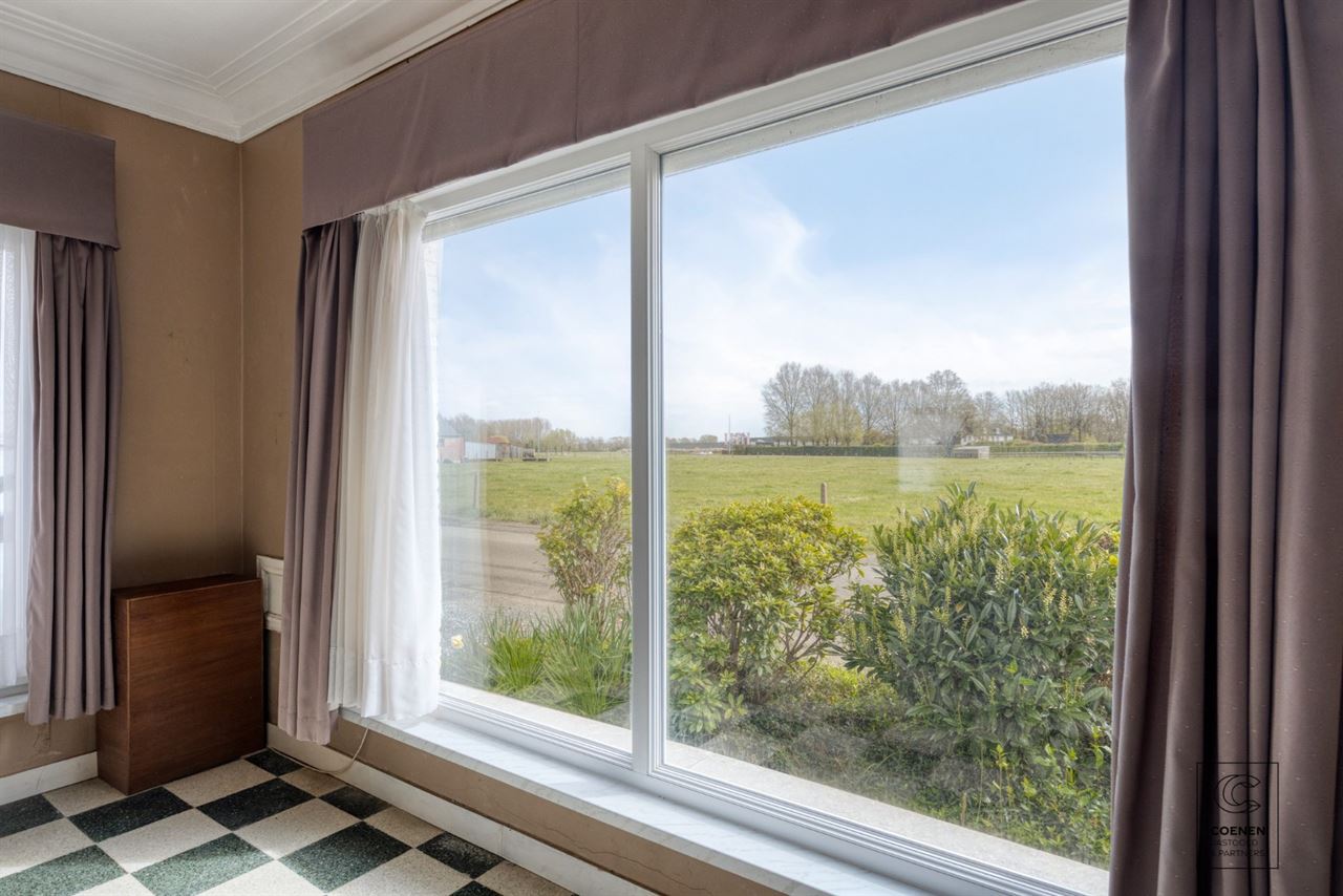 Te renoveren woning met 2 slpk op absolute toplocatie
