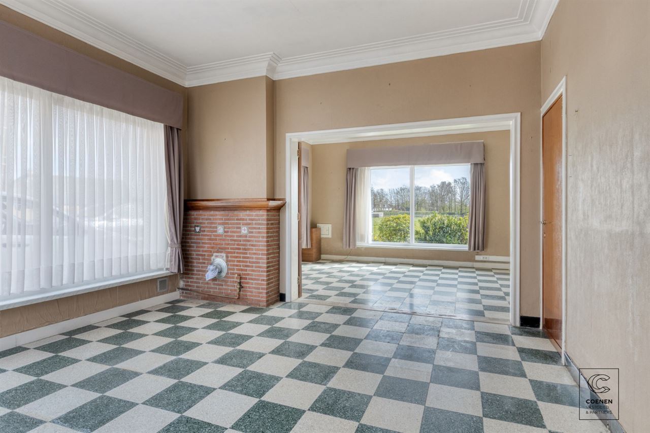 Te renoveren woning met 2 slpk op absolute toplocatie