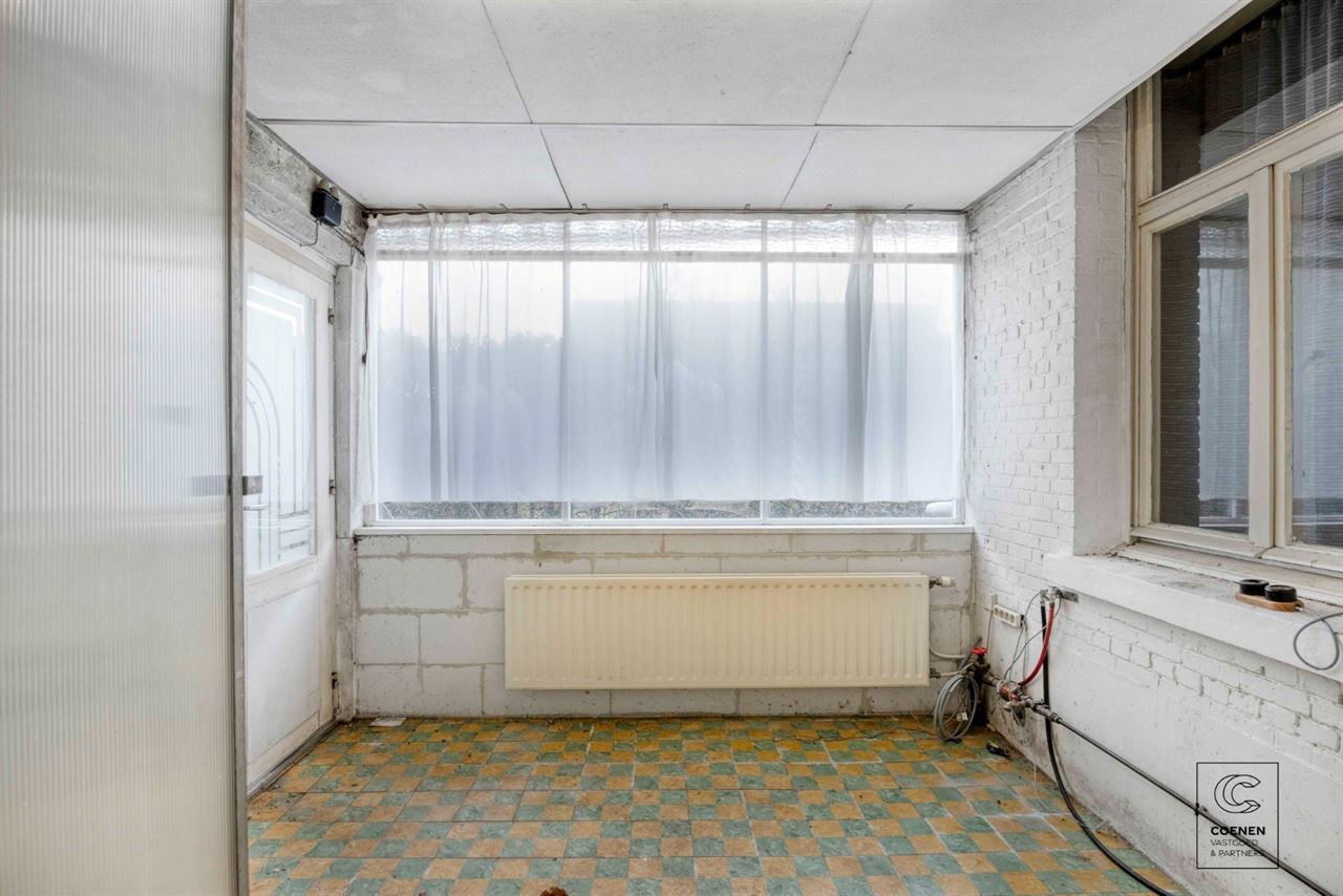 Volledig te renoveren woning op top ligging te Brasschaat!
