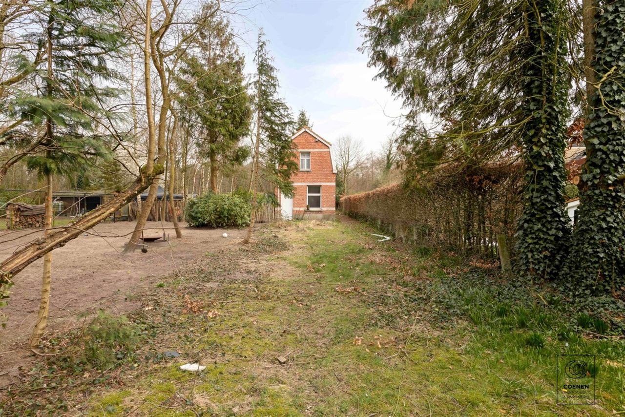 Volledig te renoveren woning op top ligging te Brasschaat!