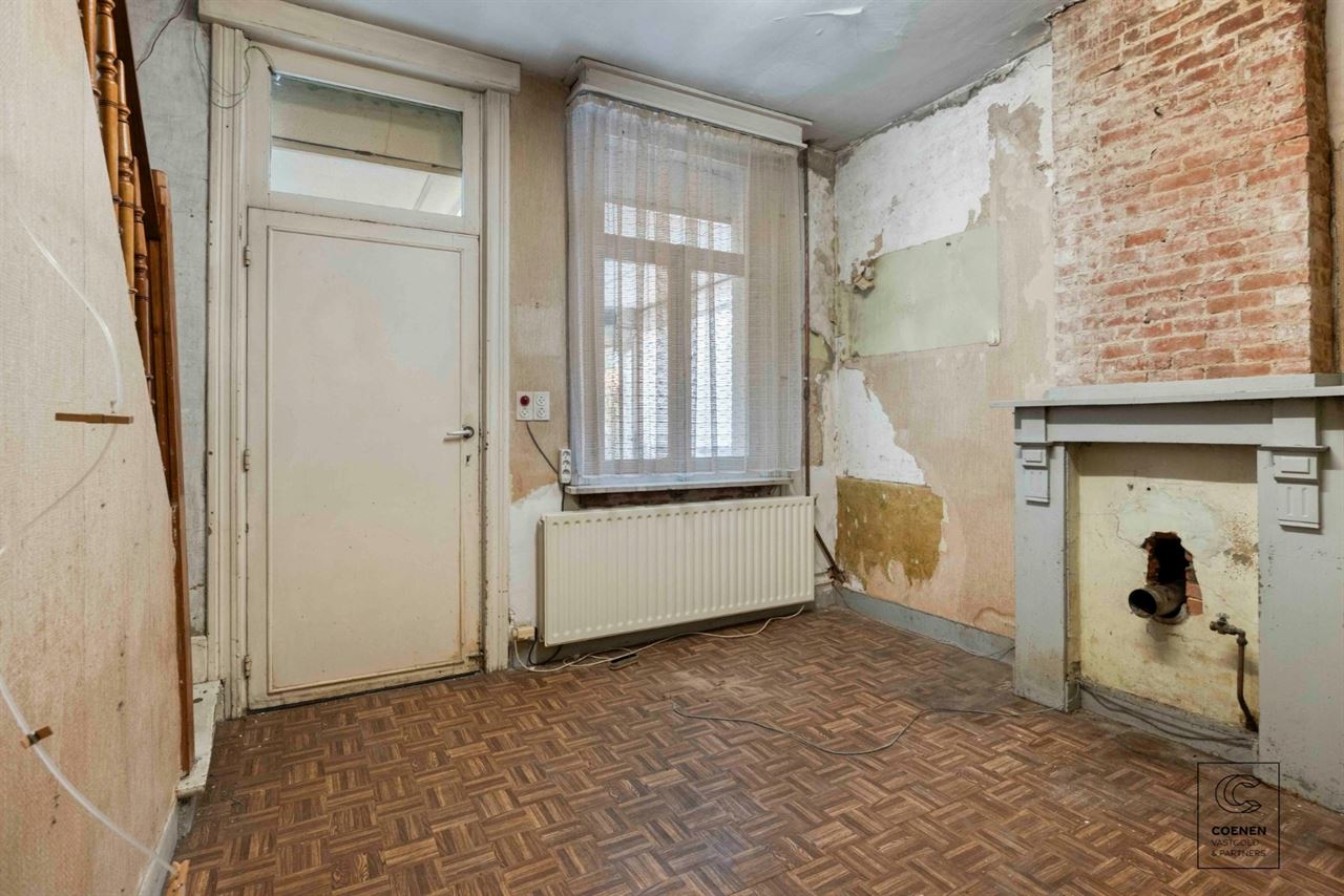 Volledig te renoveren woning op top ligging te Brasschaat!