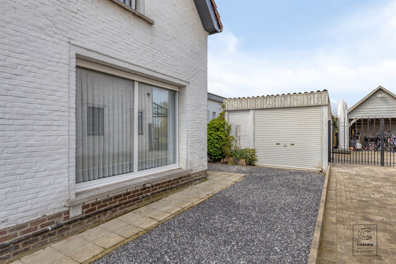 Te renoveren woning met 2 slpk op absolute toplocatie