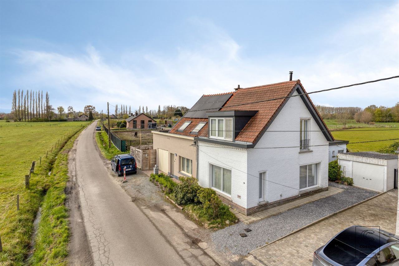 Te renoveren woning met 2 slpk op absolute toplocatie