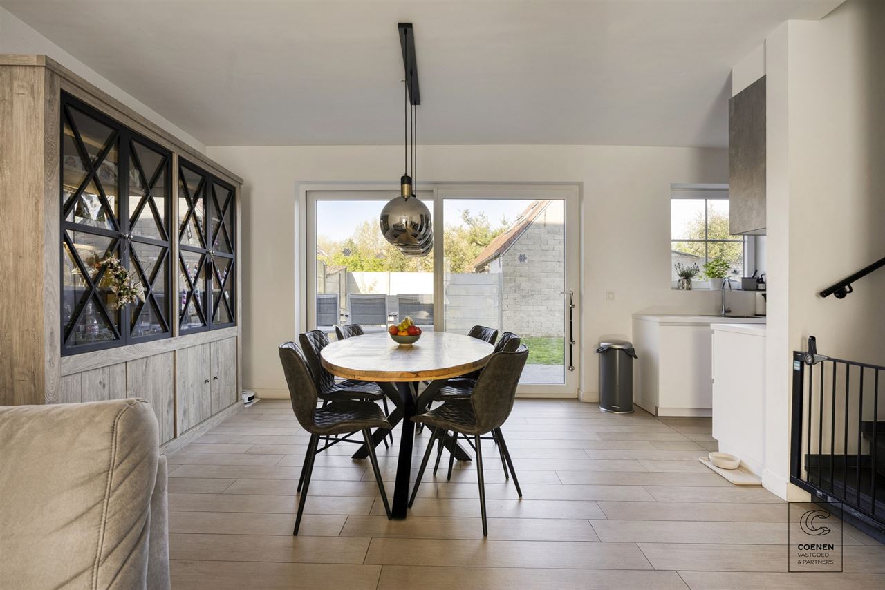 Nieuwbouwwoning (2023) met 5 slpk's op toplocatie te Ranst