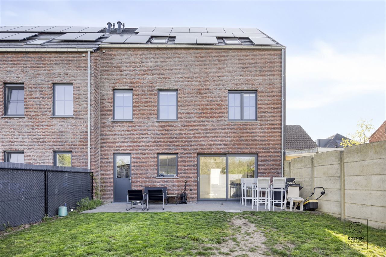Nieuwbouwwoning (2023) met 5 slpk's op toplocatie te Ranst
