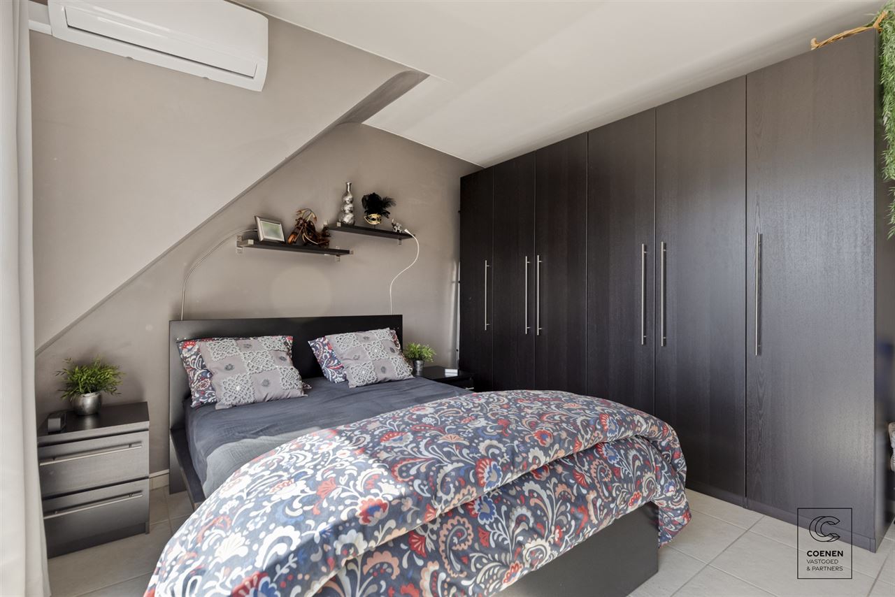 Instapklaar appartement met zonnig terras te Brecht!