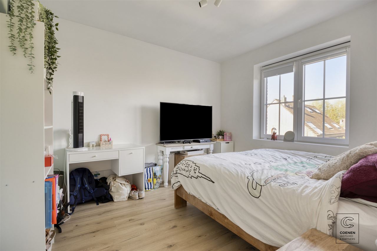 Nieuwbouwwoning (2023) met 5 slpk's op toplocatie te Ranst