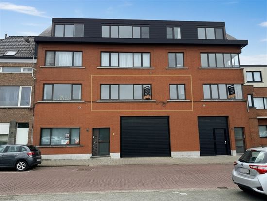 Ruim appartement met 2 slpk's en bew. opp. van 92 m² op centrale ligging te Lier!