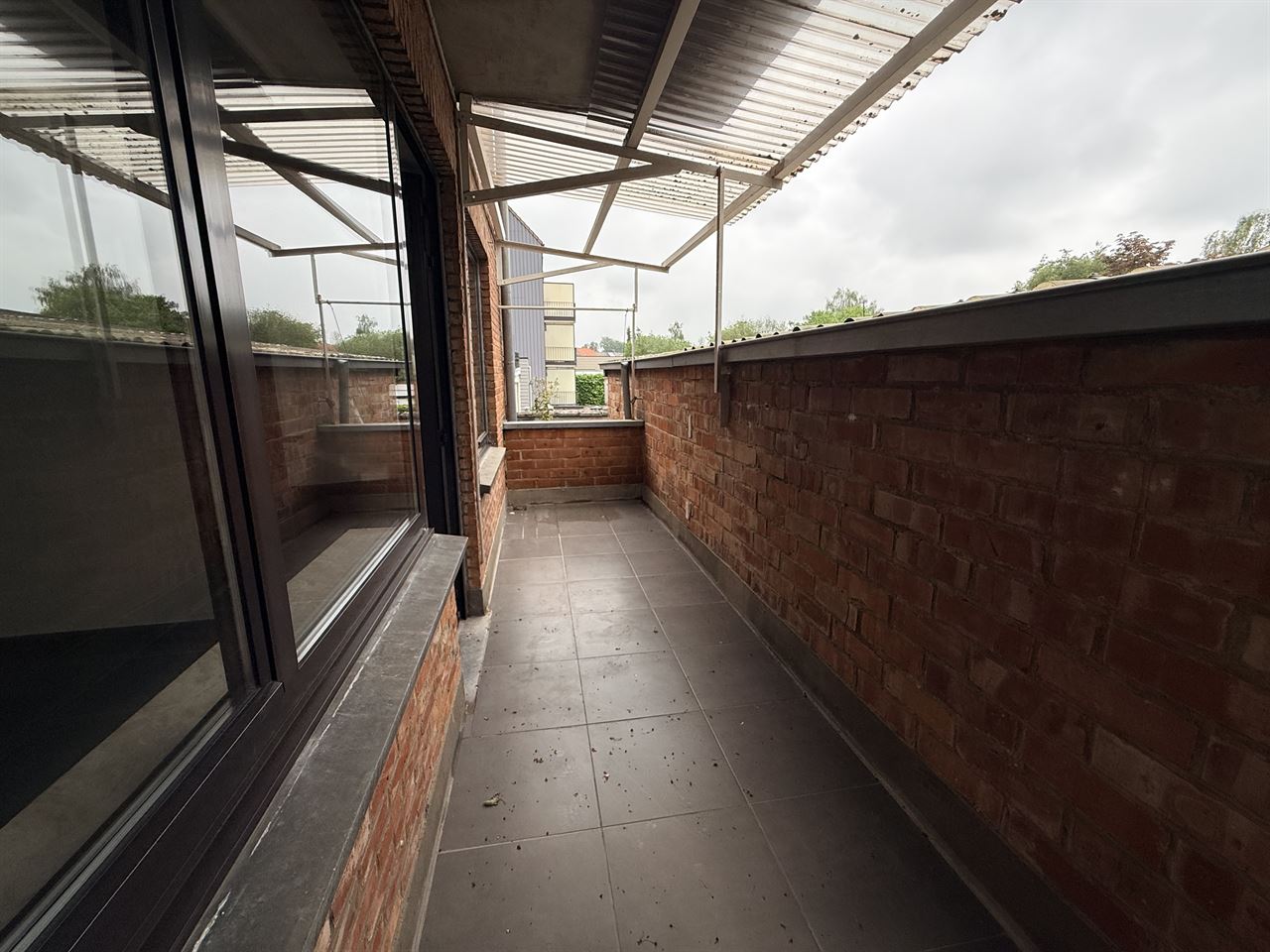 Ruim appartement met 2 slpk's en bew. opp. van 92 m² op centrale ligging te Lier!