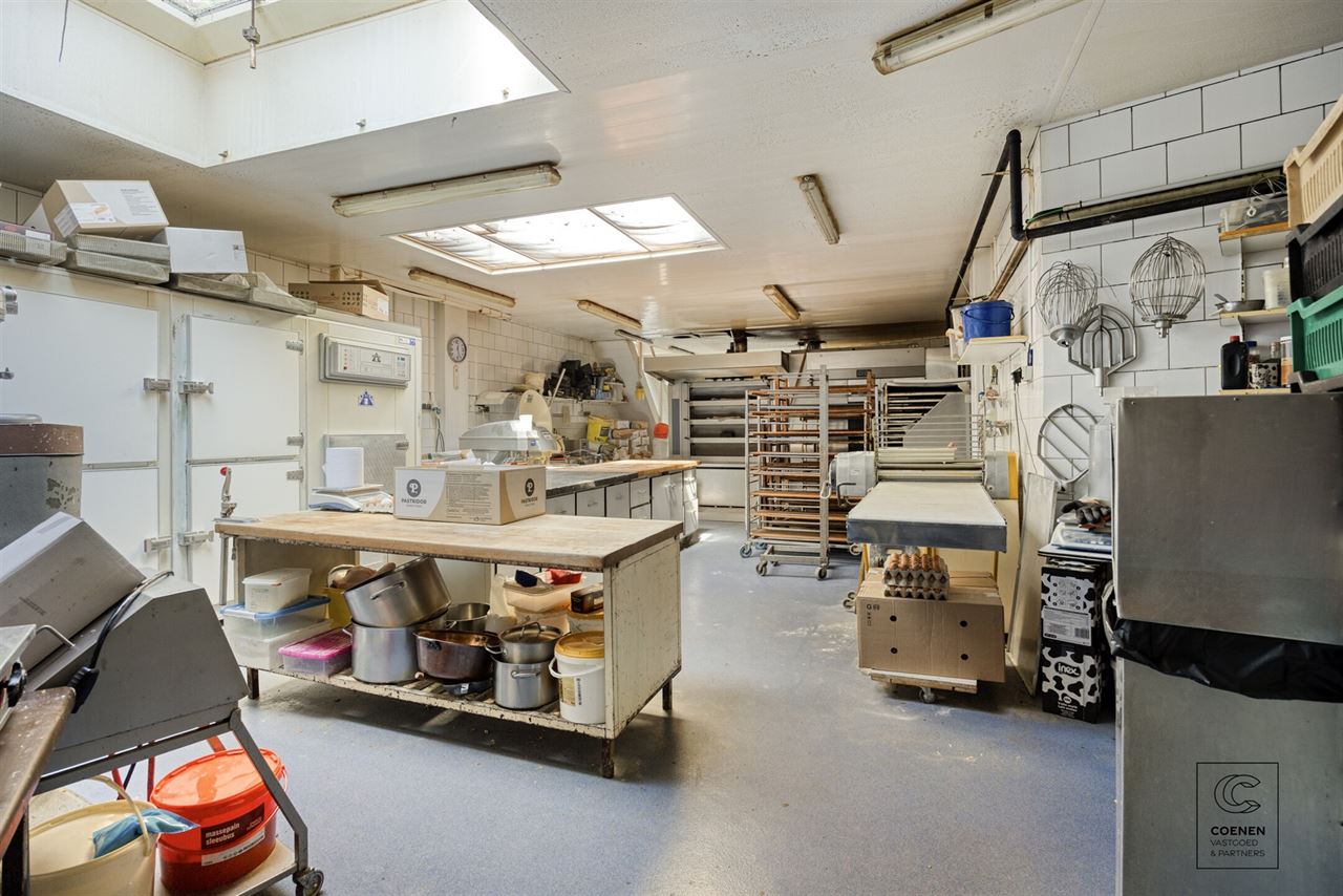Unieke handelswoning op TOPlocatie in Antwerpen-Zuid!