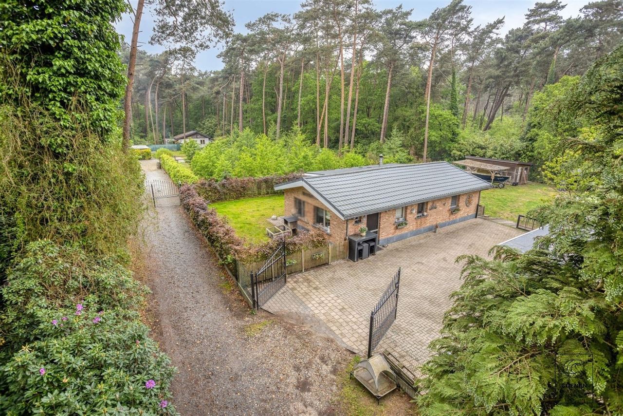 Verzorgde recreatiewoning op een rustige, bosrijke locatie!