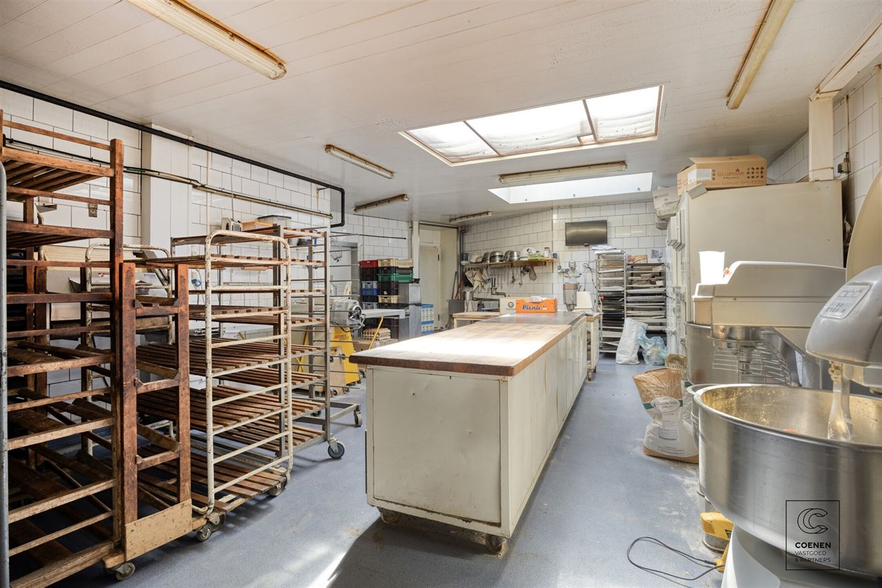 Unieke handelswoning op TOPlocatie in Antwerpen-Zuid!