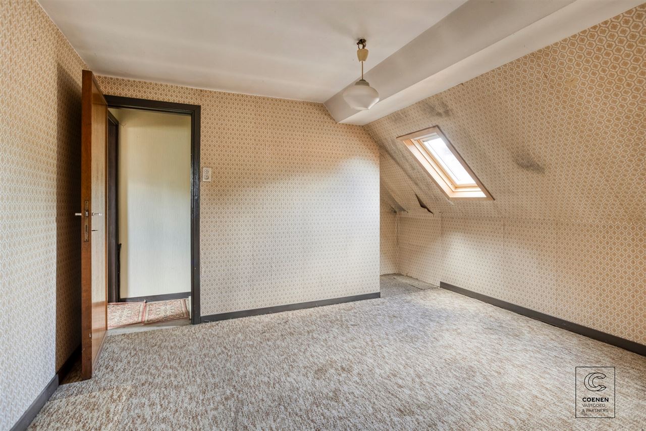 Zeer ruime HOB met schitterende tuin op een toplocatie
