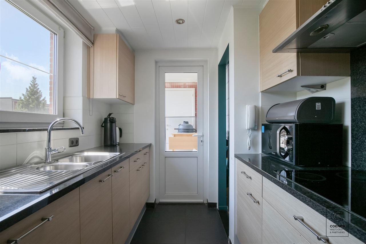 Ruime bel-etagewoning met 3 slpk's, garage en prachtige tuin!