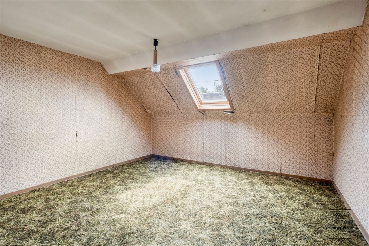 Zeer ruime HOB met schitterende tuin op een toplocatie
