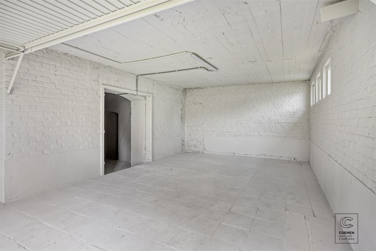 Volledig gerenoveerde woning van 230 m² met 5 slpk's!