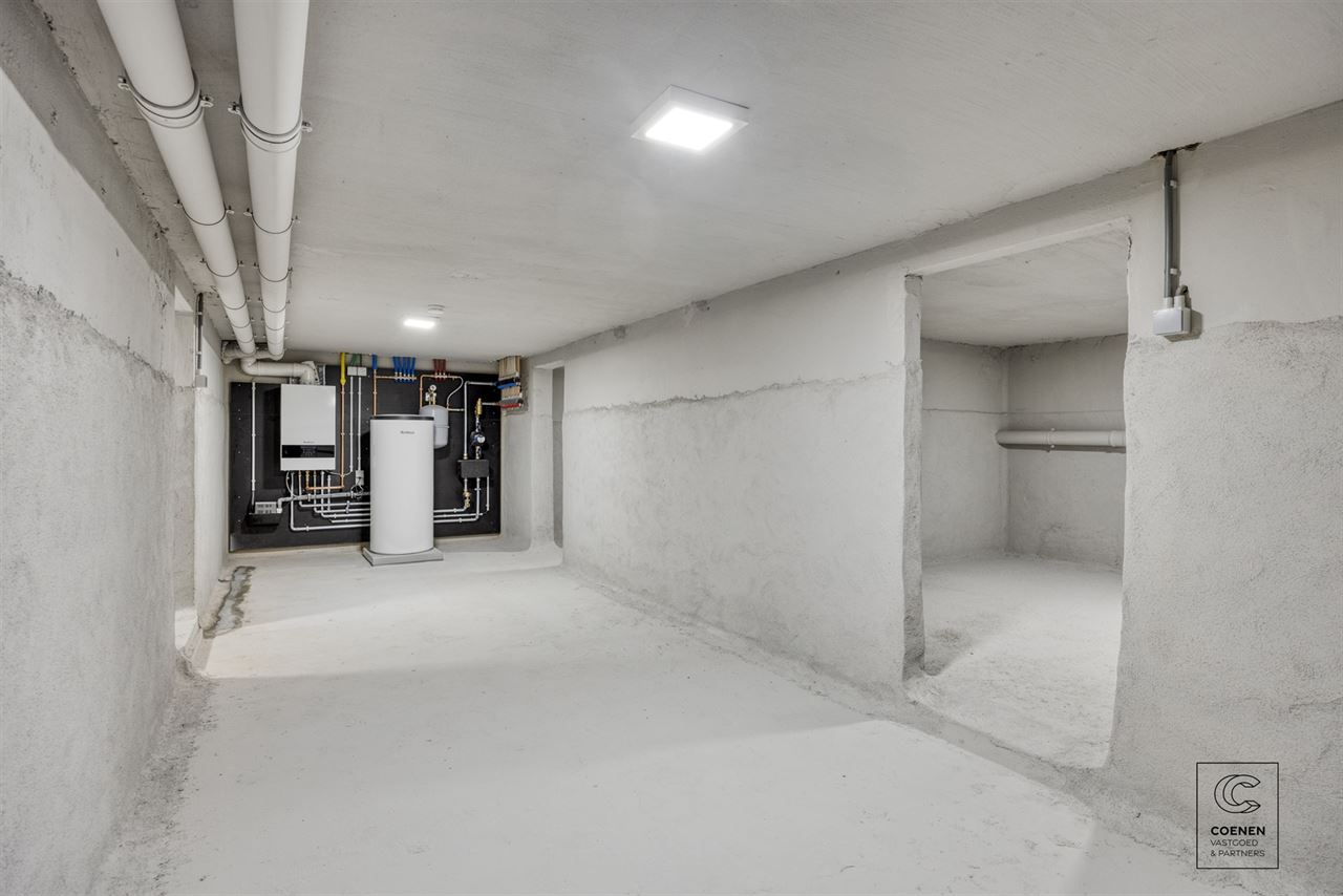 Volledig gerenoveerde woning van 230 m² met 5 slpk's!