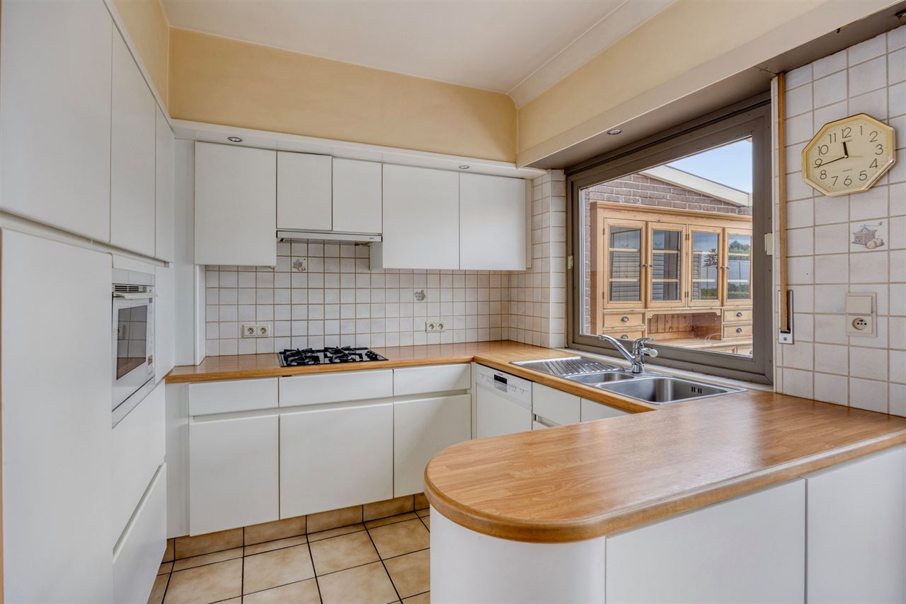 HOB bel-étage van 193m² met drie slpk's en ruime tuin!