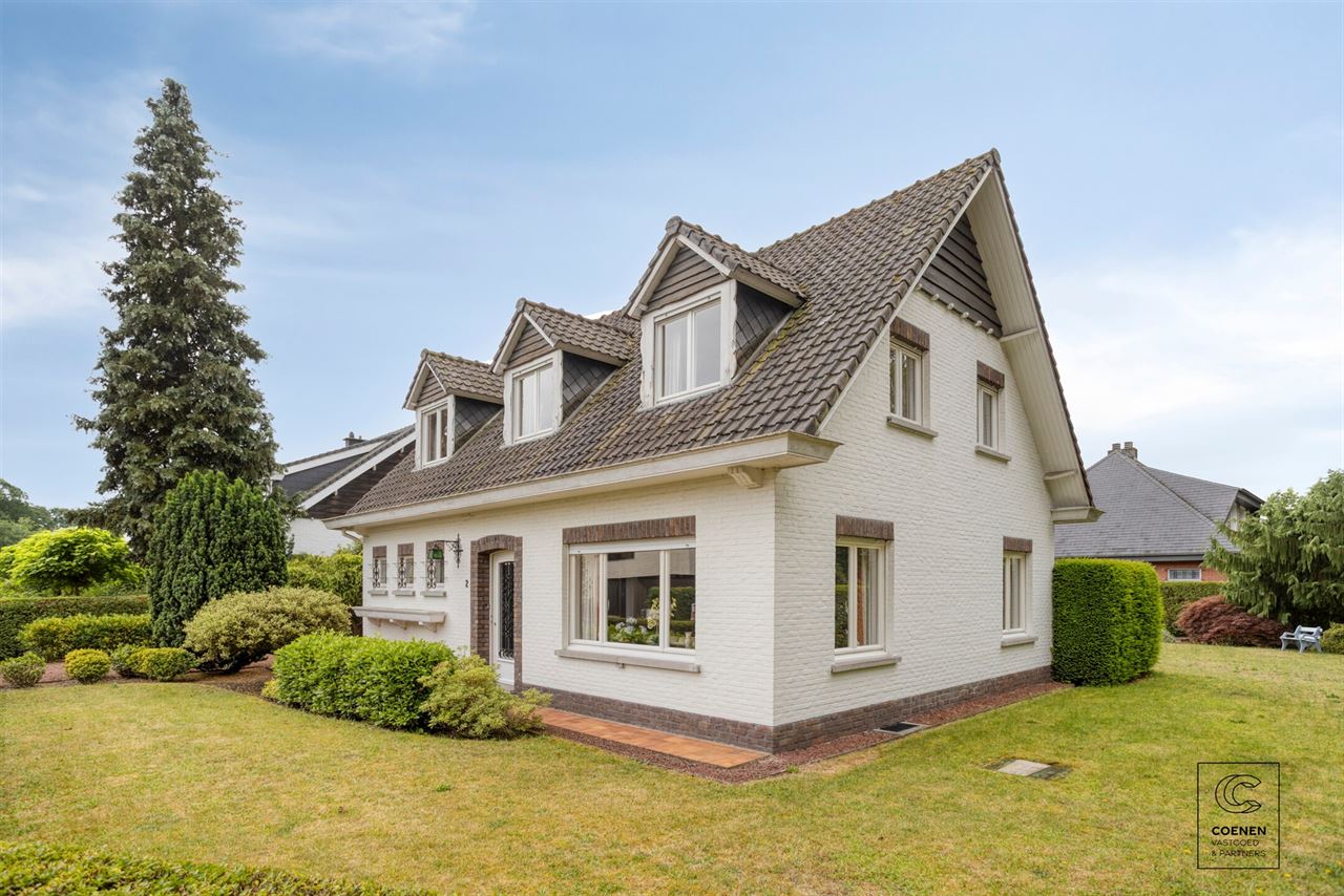 Te renoveren woning op een TOPlocatie te Schilde!