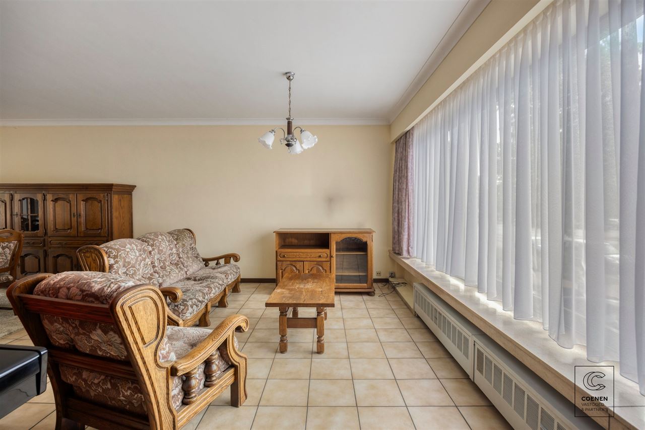 HOB bel-étage van 193m² met drie slpk's en ruime tuin!