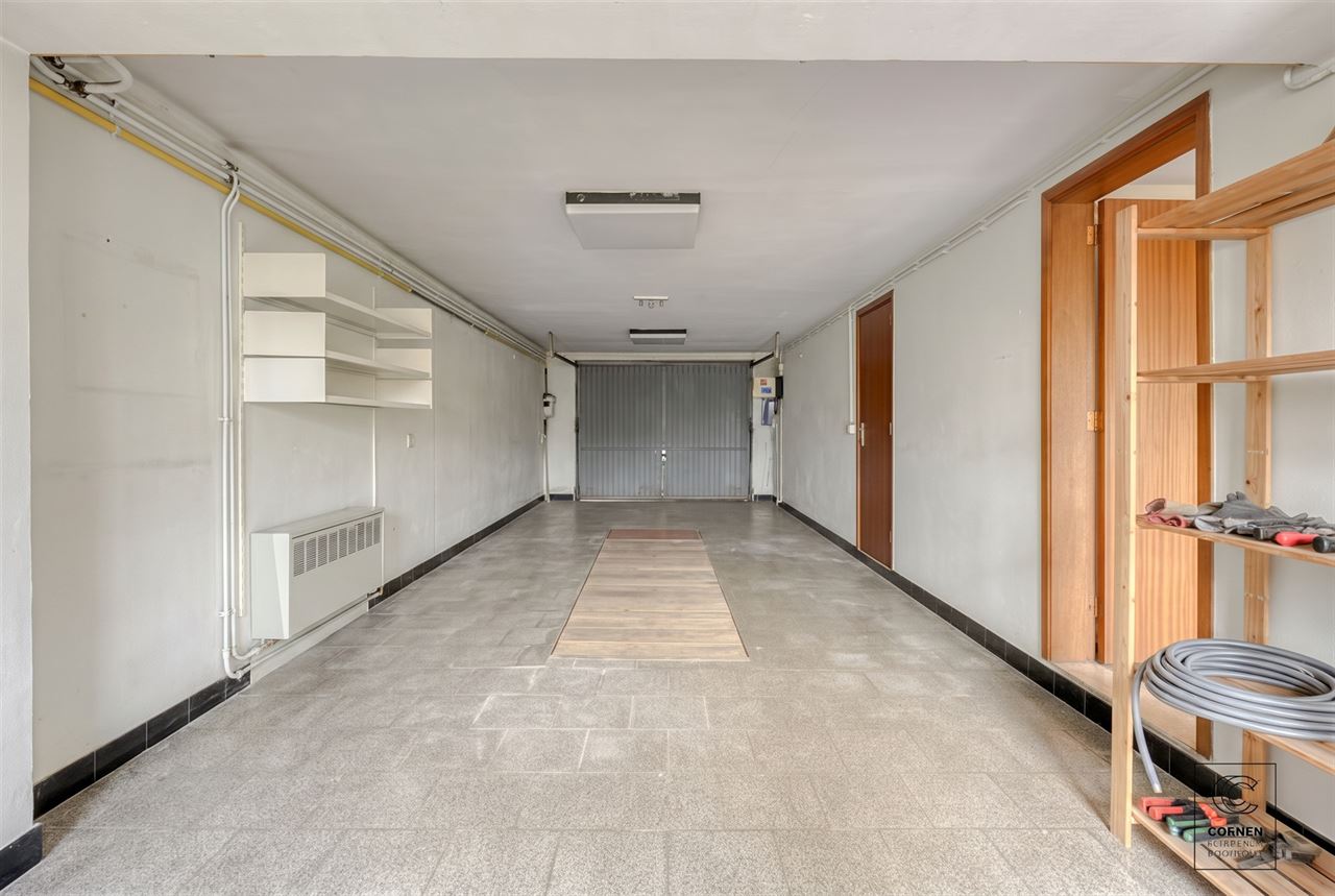 HOB bel-étage van 193m² met drie slpk's en ruime tuin!