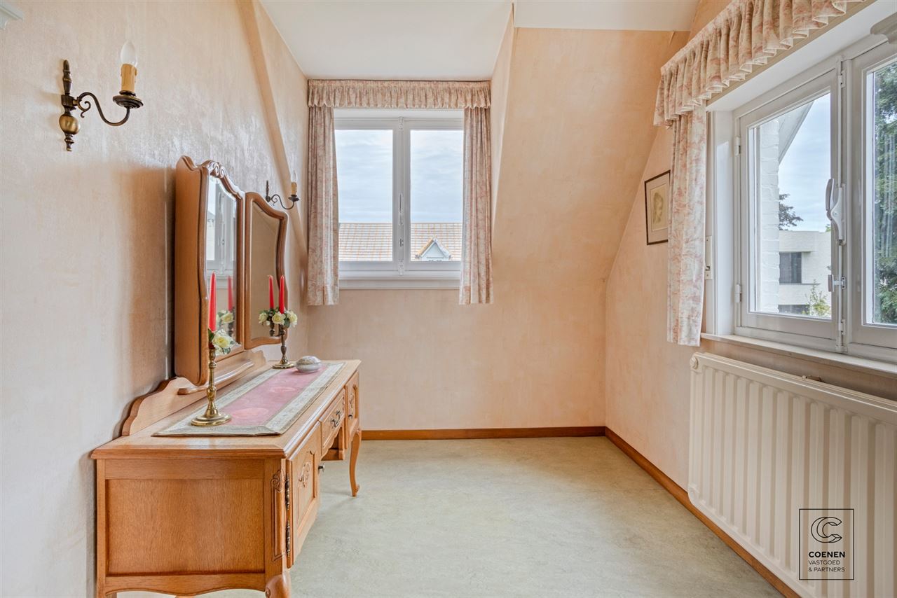 Te renoveren woning op een TOPlocatie te Schilde!