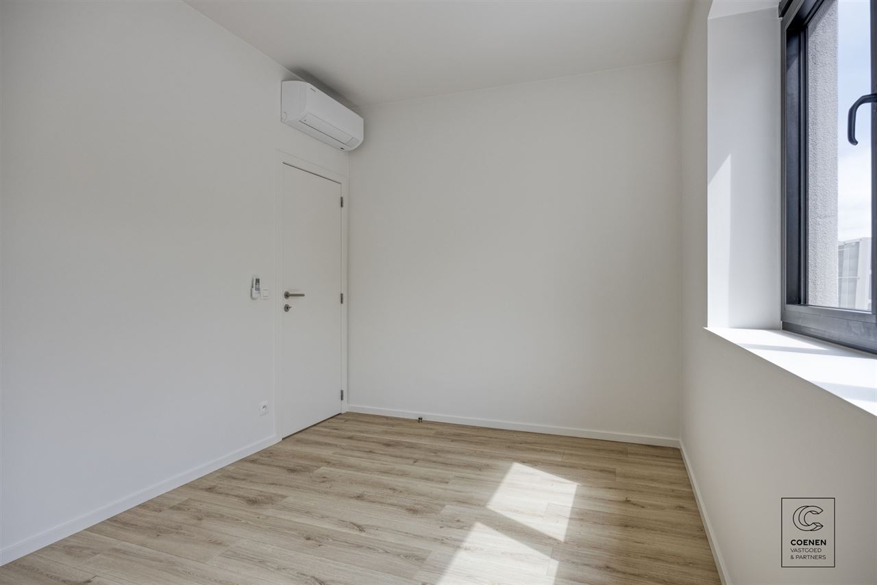 Volledig gerenoveerde woning van 230 m² met 5 slpk's!