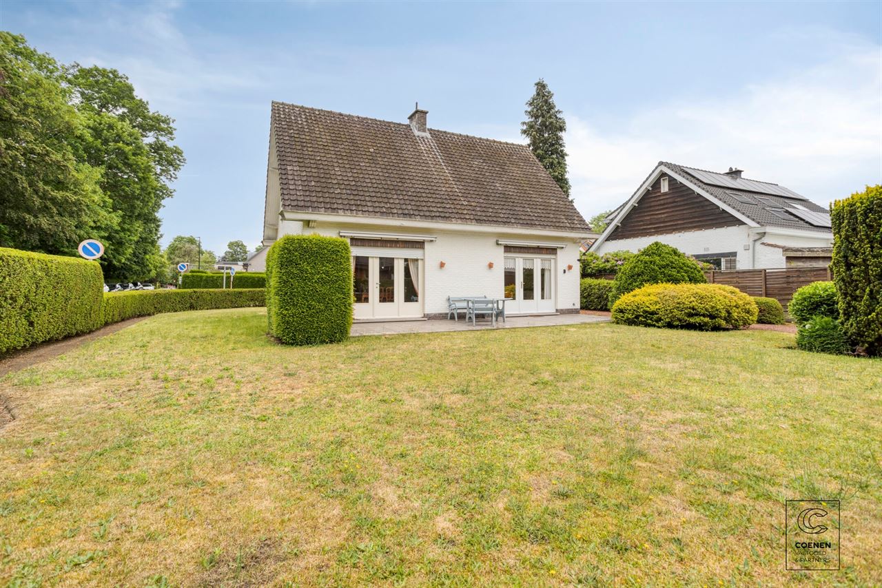 Te renoveren woning op een TOPlocatie te Schilde!