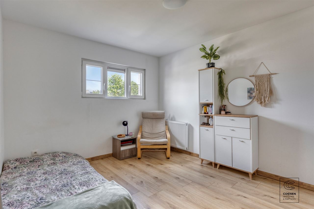 Gerenoveerde woning met 3 slpk's, zonnige tuin en garage!