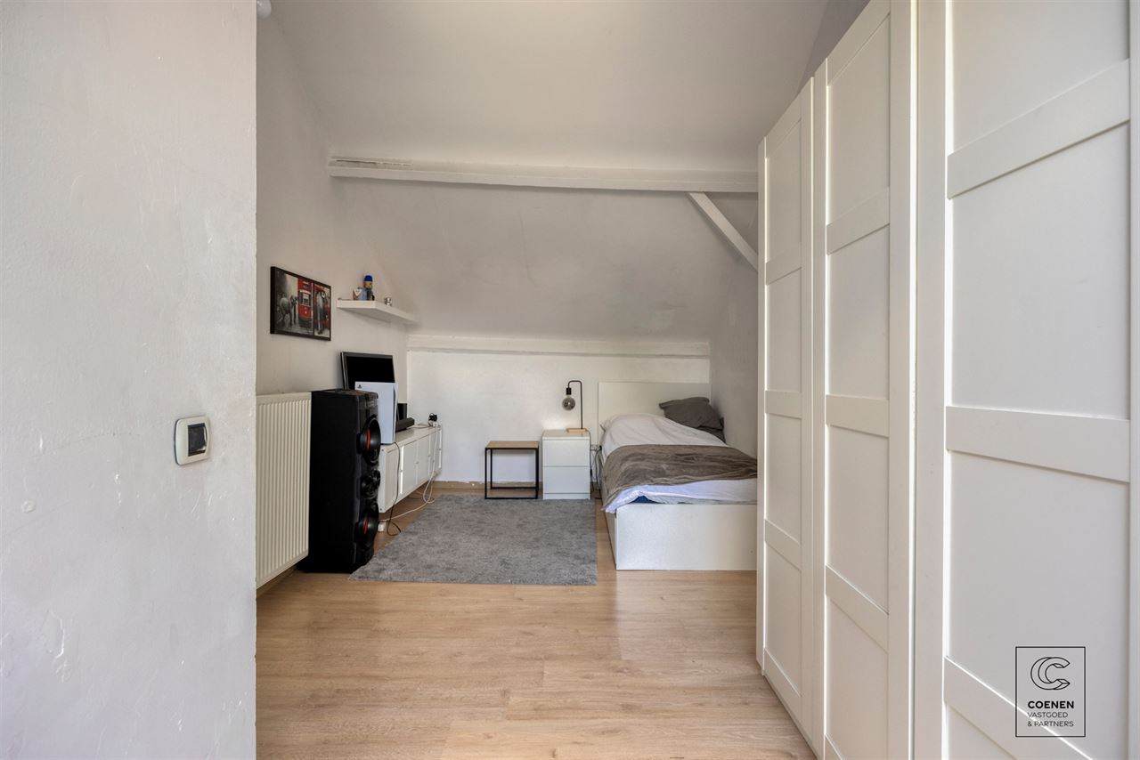 Ruime woning van 183 m² met 4 slpk's op uitstekende locatie!