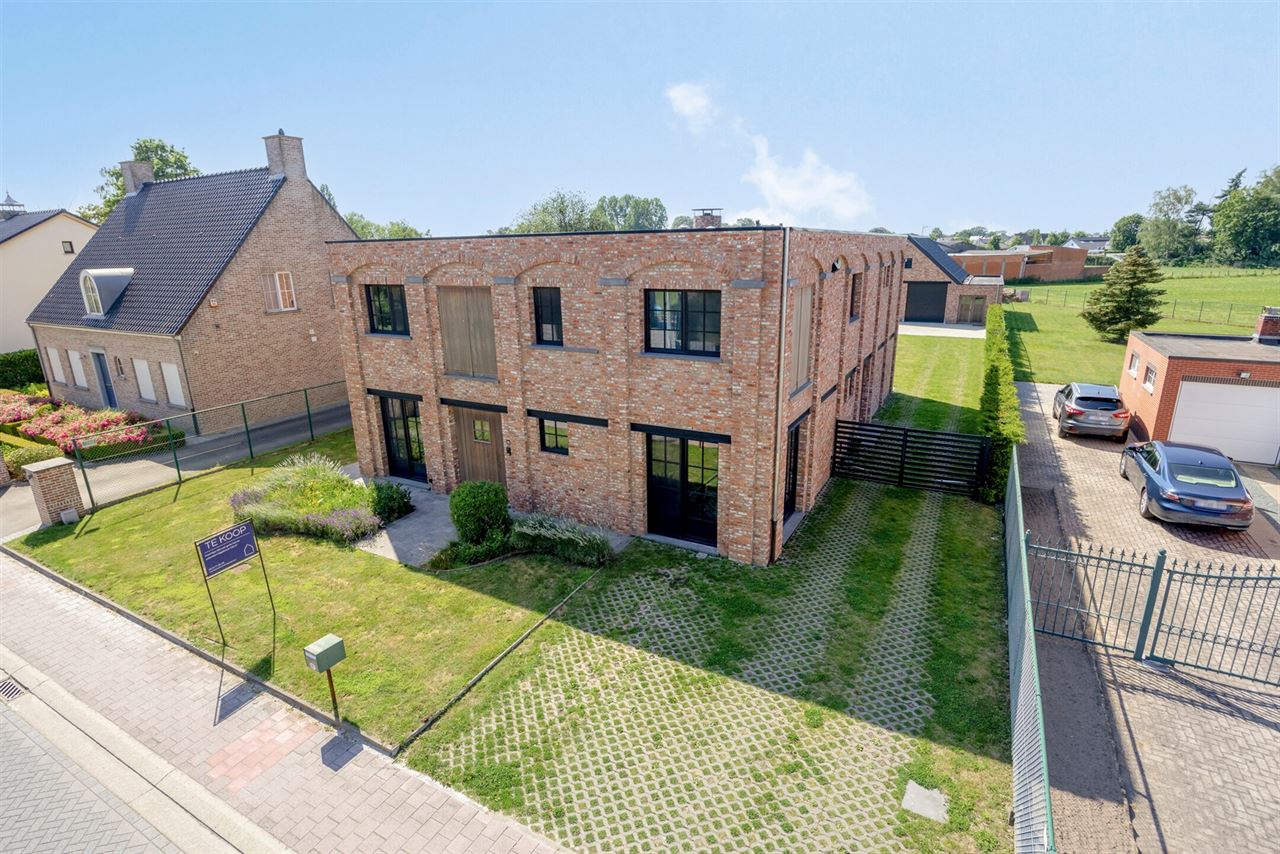 Exclusieve villa van 339 m² op prachtig perceel te Malle!