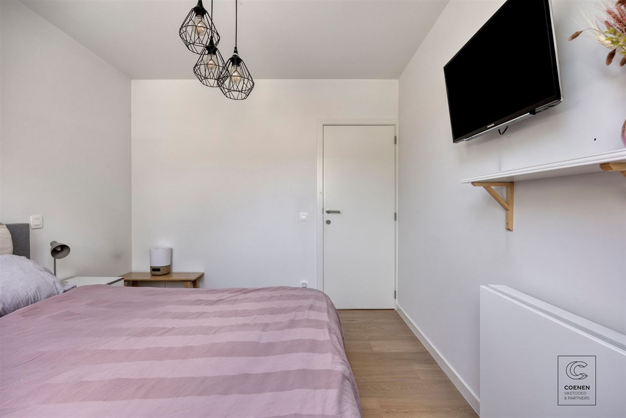 Instapklare woning met 3 slpk, 196 m2 bew. opp te Brasschaat