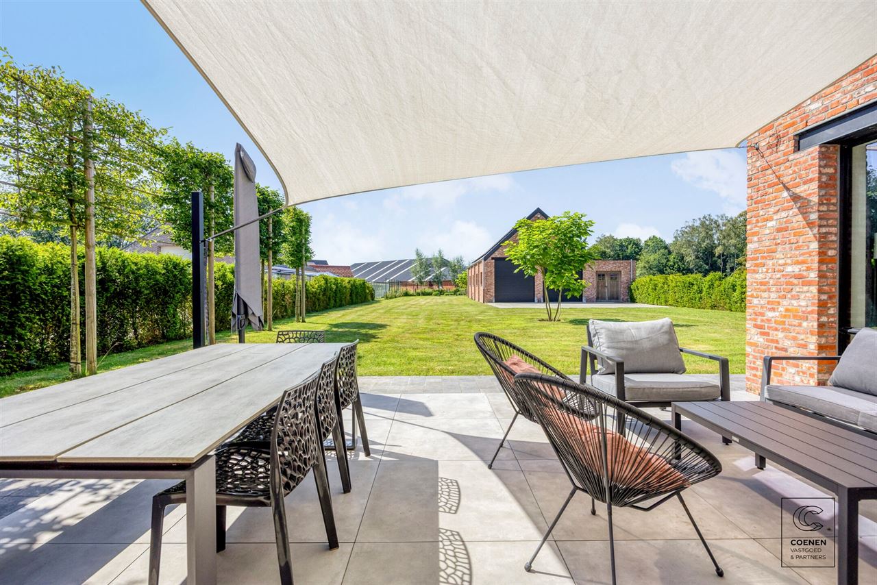 Exclusieve villa van 339 m² op prachtig perceel te Malle!