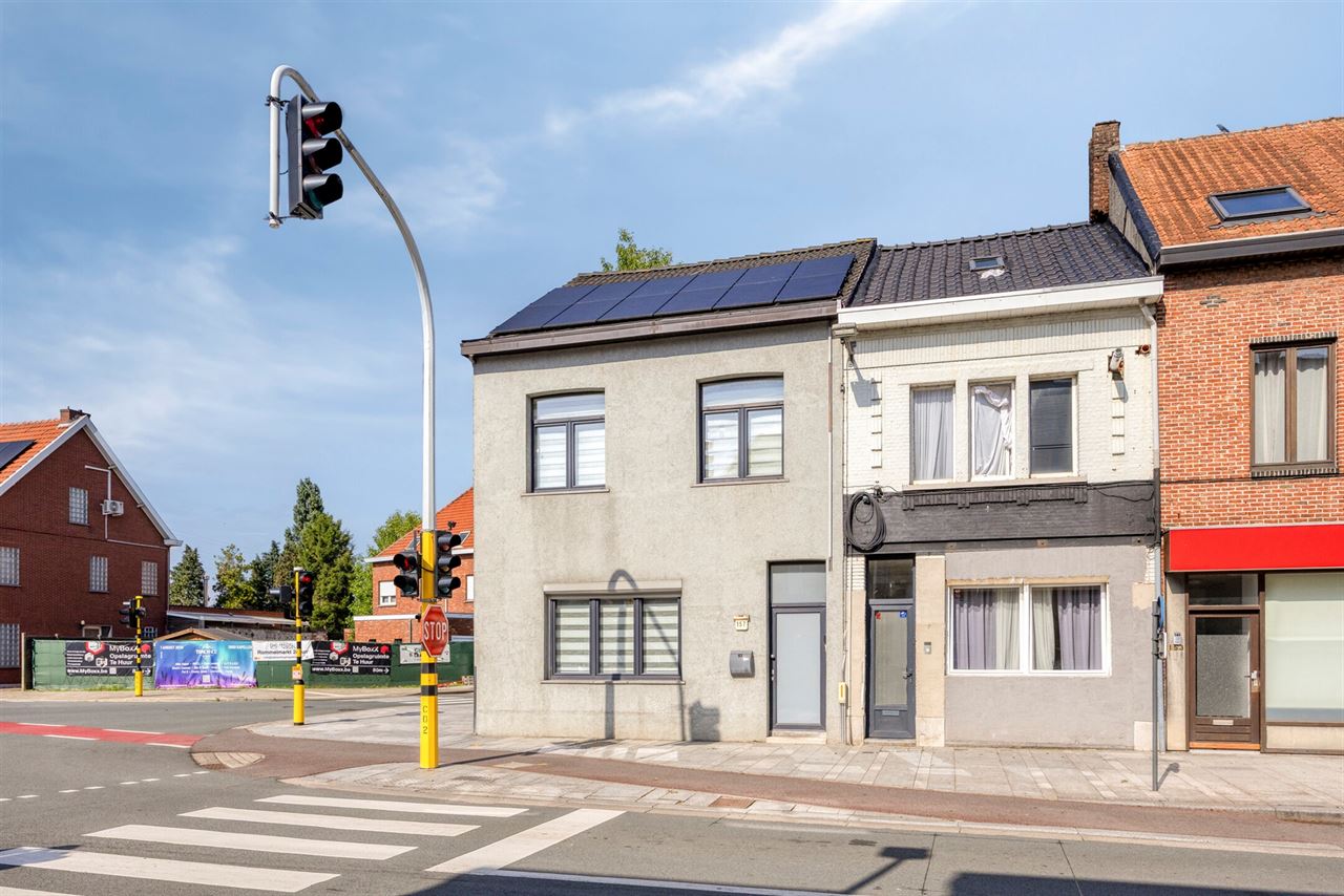 Ruime woning van 183 m² met 4 slpk's op uitstekende locatie!