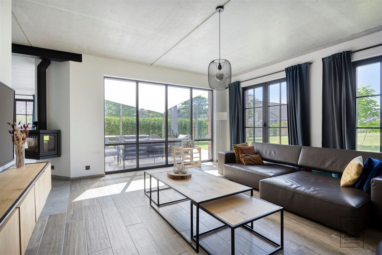 Exclusieve villa van 339 m² op prachtig perceel te Malle!