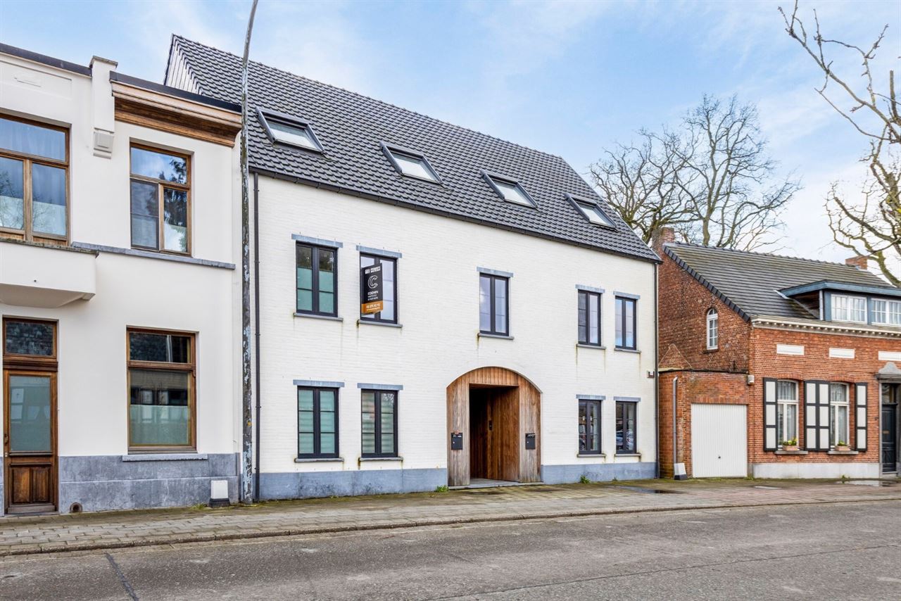 Gerenoveerde woning met 3 slpk op een zeer centrale ligging!