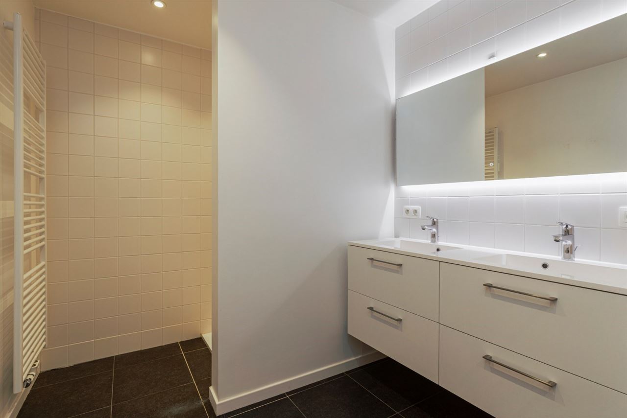 Instapklare woning met 3 slpk op een zeer centrale ligging!