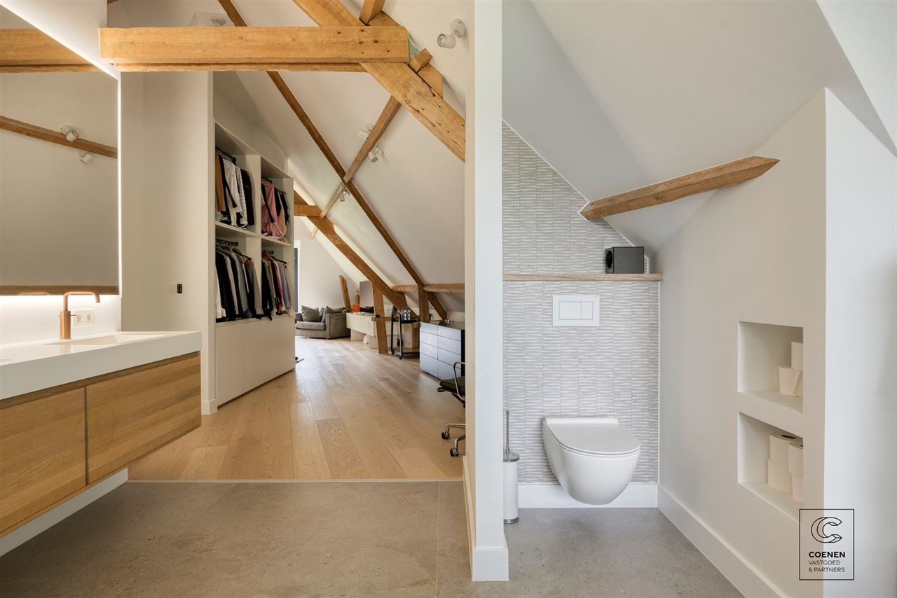 Prachtig gerenoveerde villa op toplocatie te Schilde