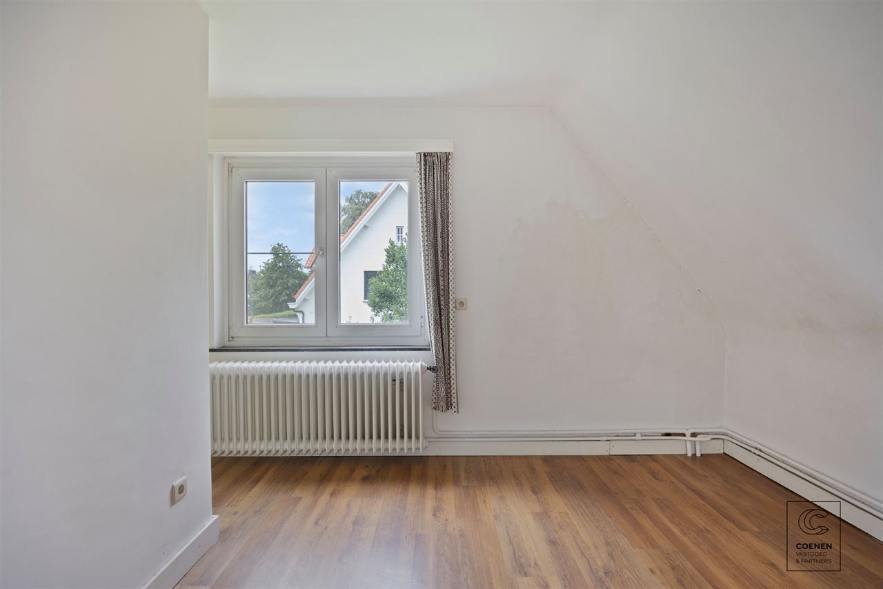 Grondig te renoveren woning op een schitterende locatie!