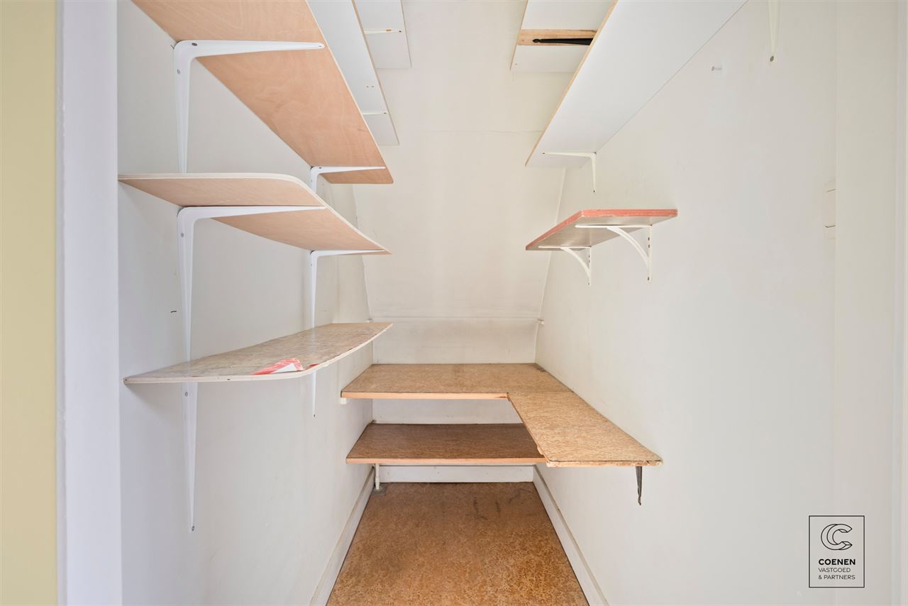 Grondig te renoveren woning op een schitterende locatie!