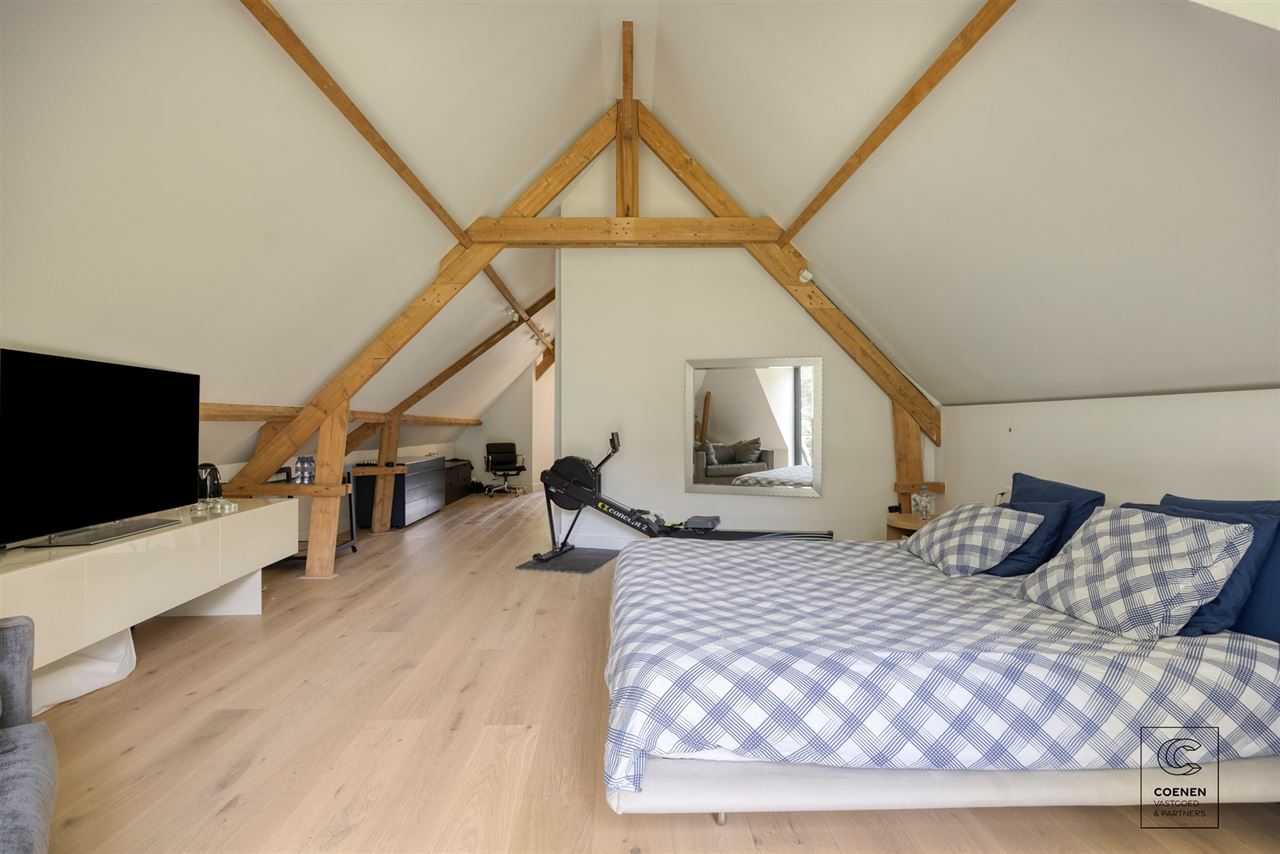 Prachtig gerenoveerde villa op toplocatie te Schilde