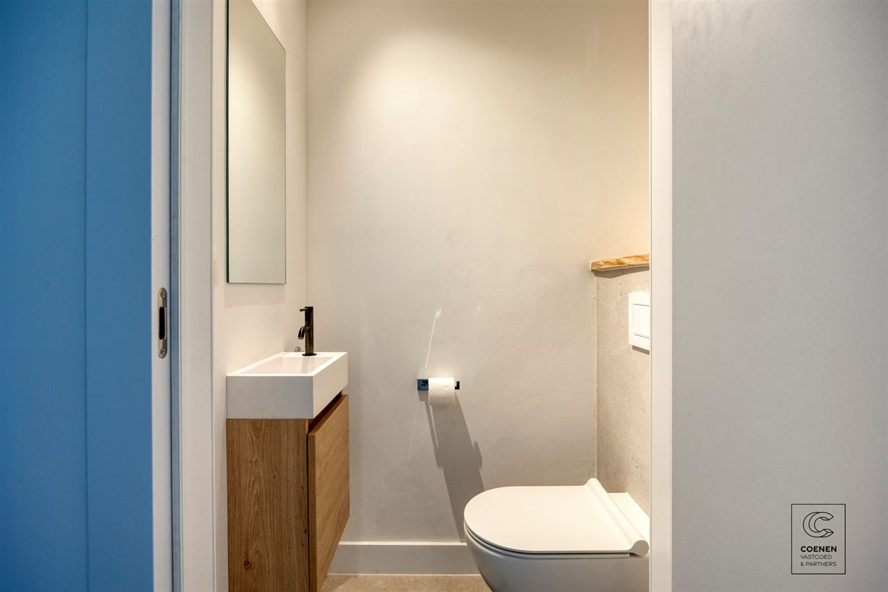 Prachtig gerenoveerde villa op toplocatie te Schilde