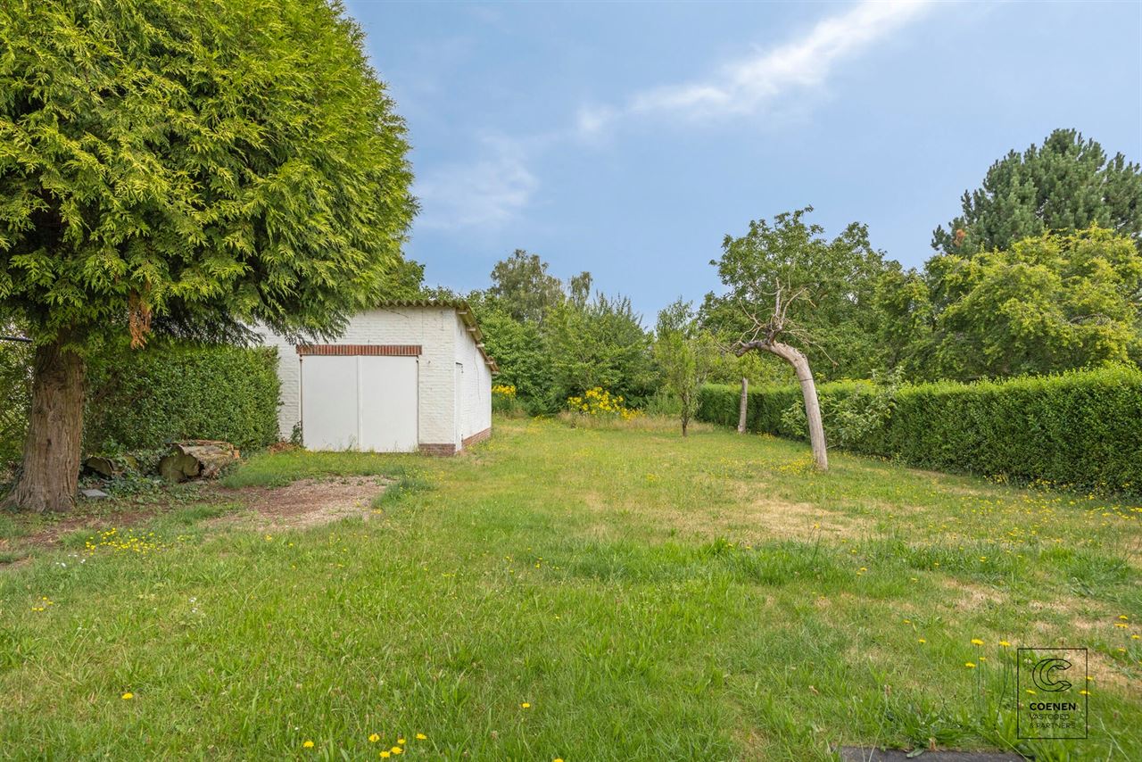 Grondig te renoveren woning op een schitterende locatie!