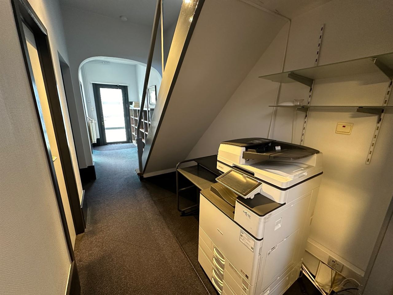 Ruim kantoor met een oppervlakte van 160 m² op een TOP ligging te Lier.