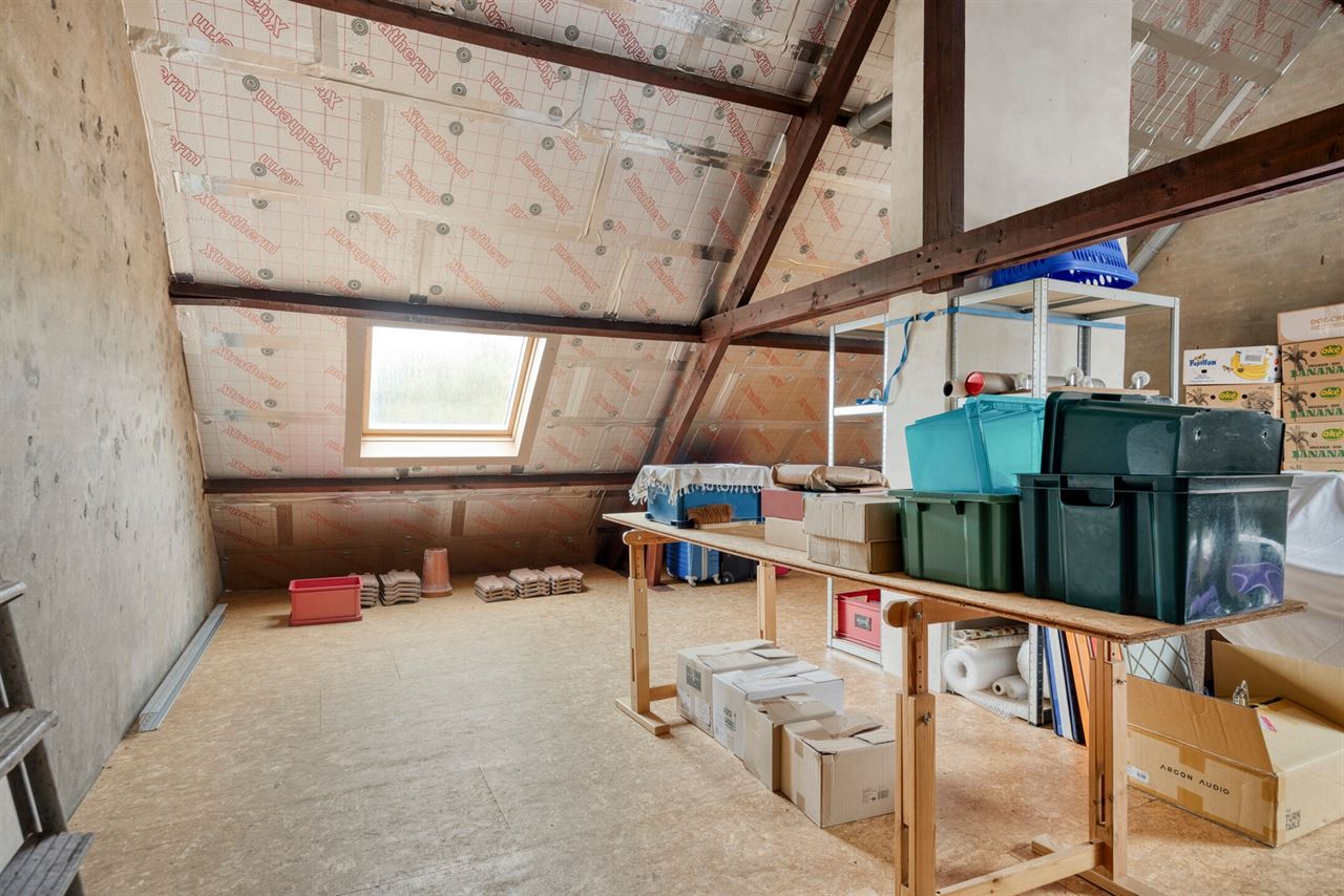 Bel-étagewoning van 231 m² met 3 slaapkamers, tuin & garage!