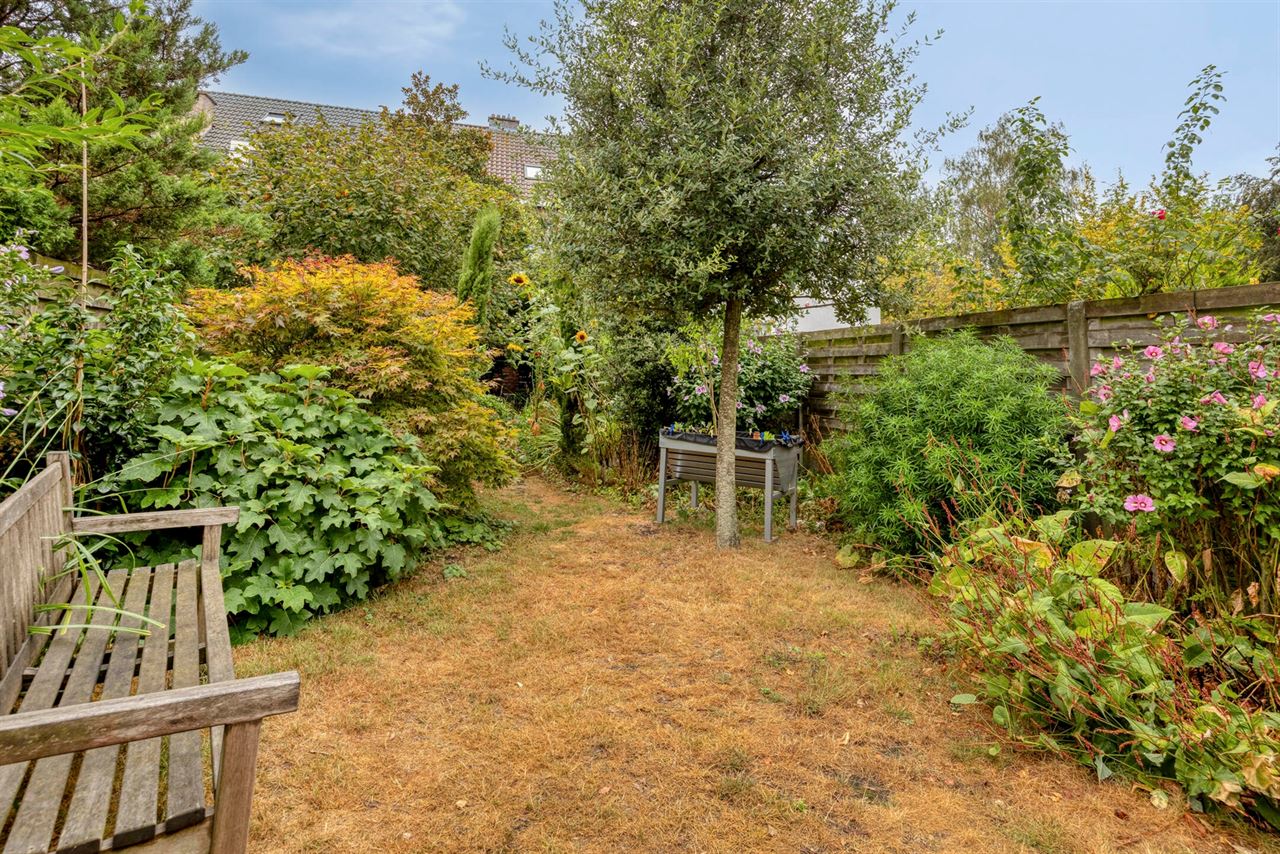 Bel-étagewoning van 231 m² met 3 slaapkamers, tuin & garage!