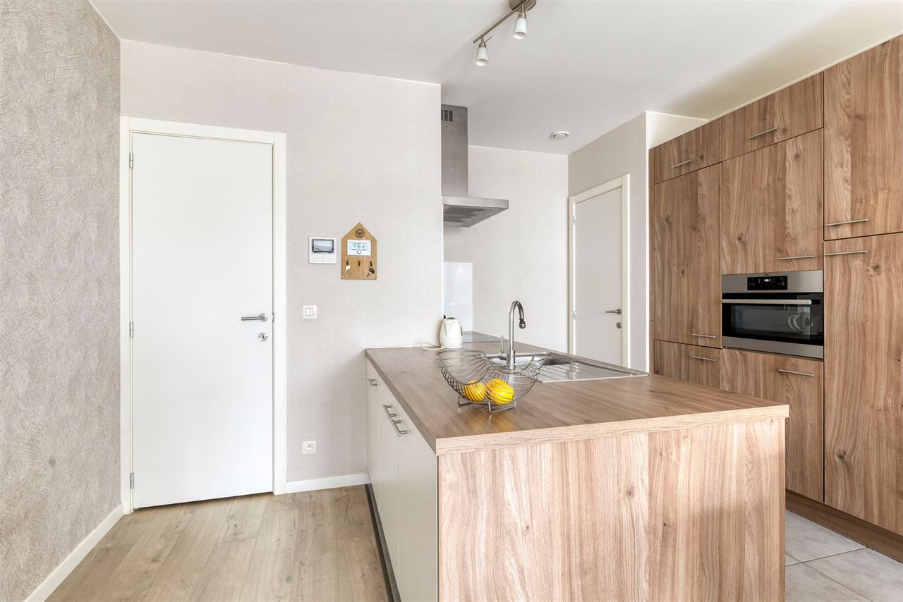 Ruim gelijkvloers appartement van 104 m² met tuin en 3 slpk!