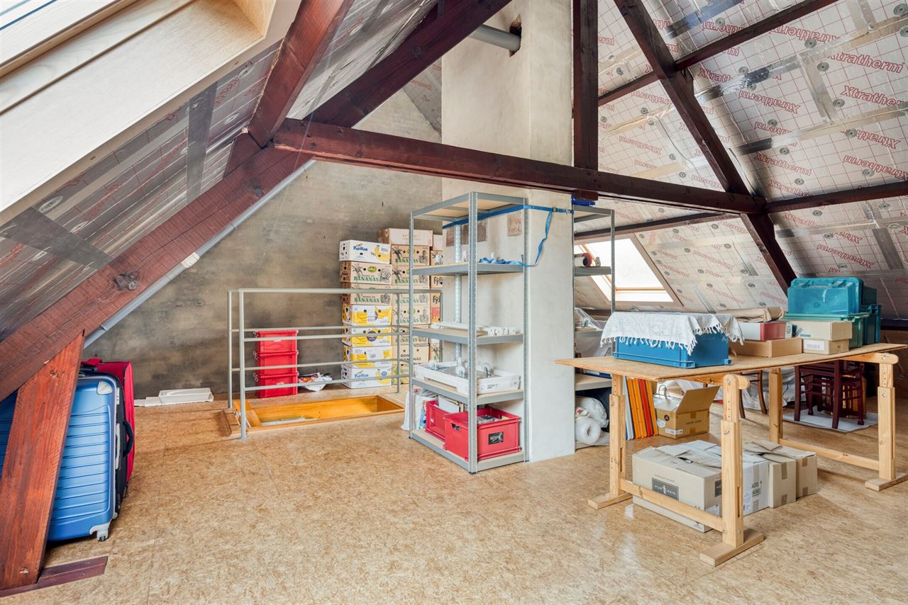 Bel-étagewoning van 231 m² met 3 slaapkamers, tuin & garage!