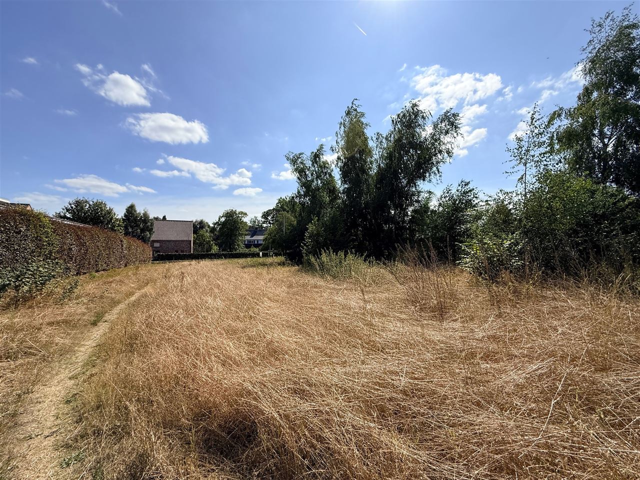 Gunstig gelegen bouwgrond van 800 m² op een centrale ligging!